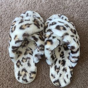 Slipper slides